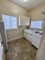 featured image of 820 11th Ave #2