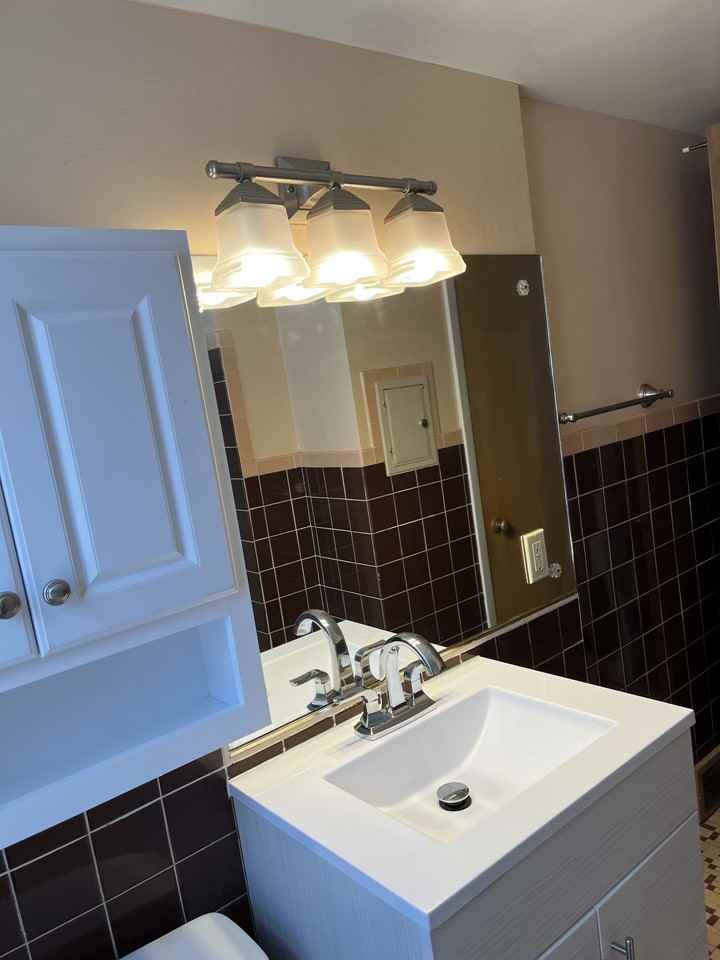 2371 Warrensville Center Rd #DN - Photo 5 of 12