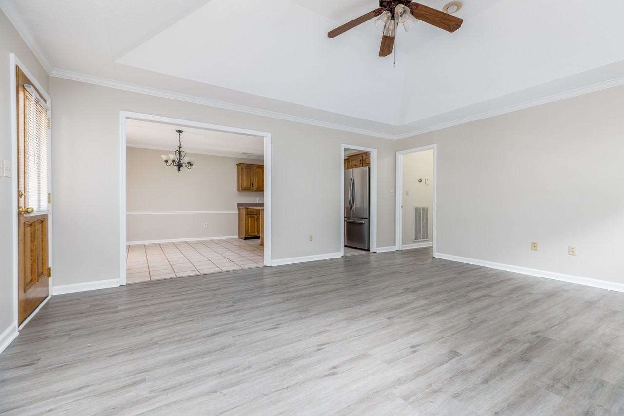 104 Progress Ln #1 - Photo 4 of 16