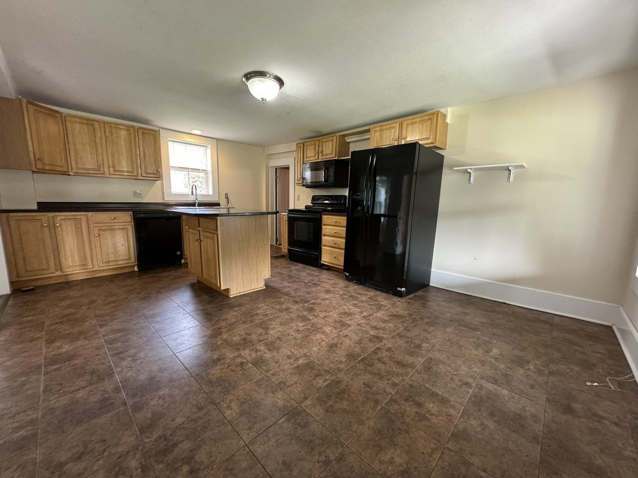 28 School Street #1 - Photo 3 of 18