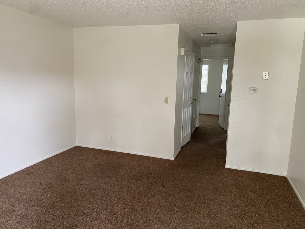 309 N 1st St #1 - Photo 5 of 42