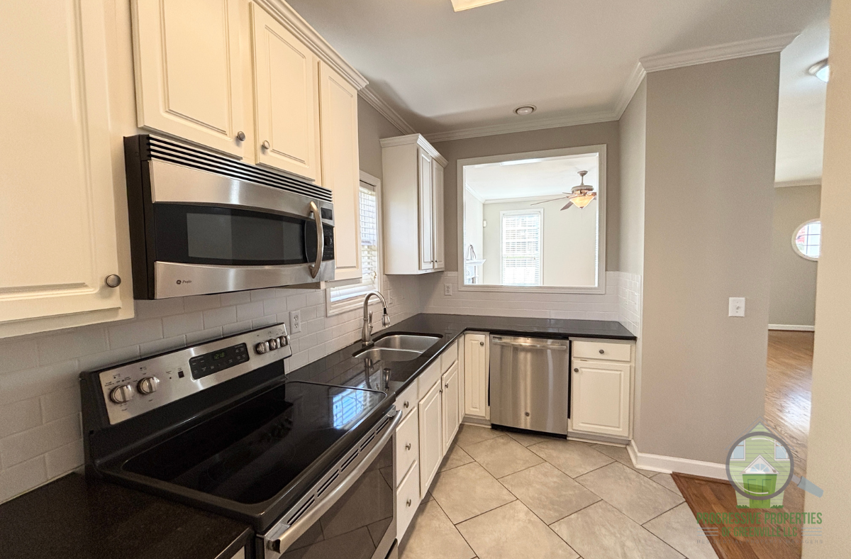 203 Ridgecrest Drive #1 - Photo 5 of 13