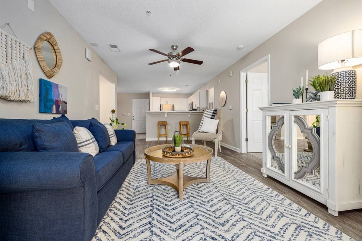 Independence Park - Photo 7 of 50