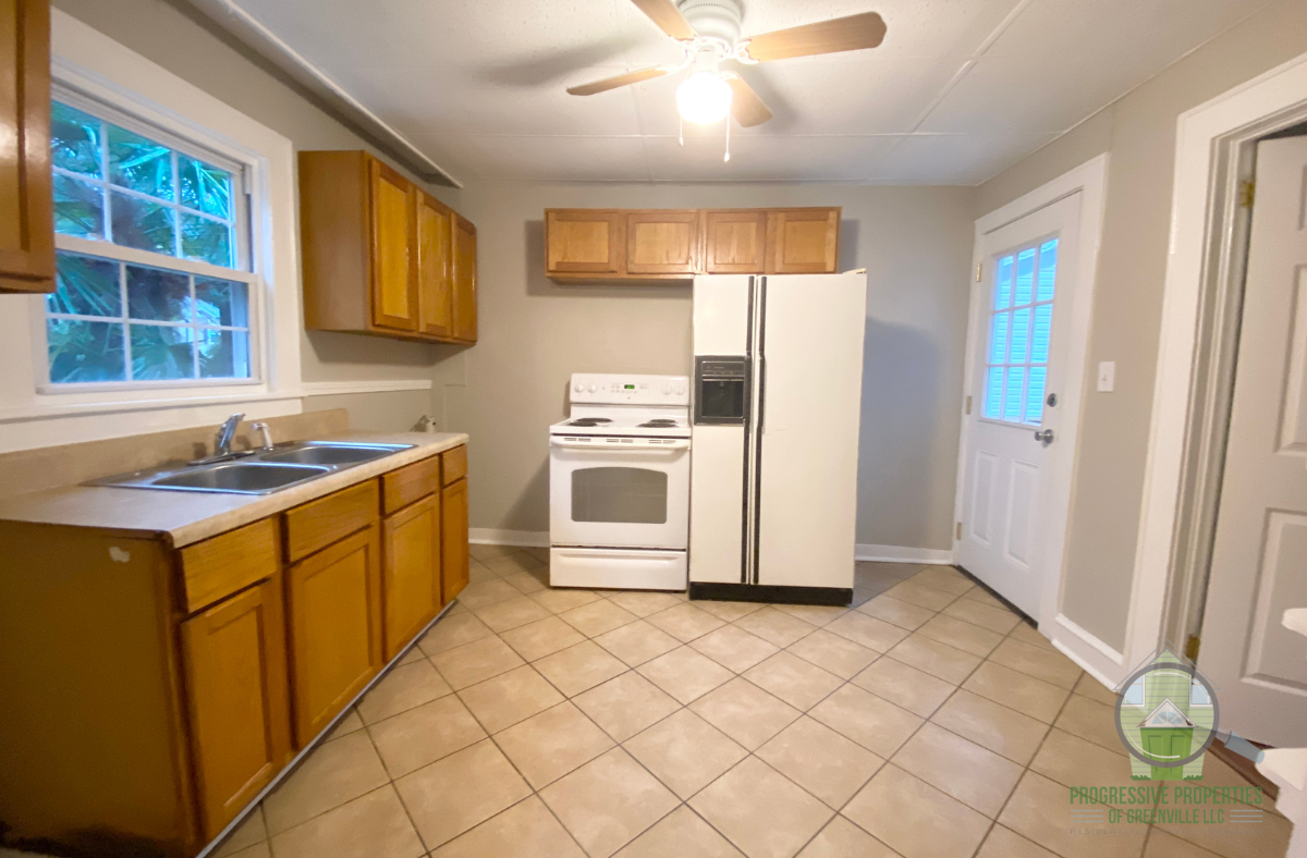 415 Furman Road #1 - Photo 4 of 10