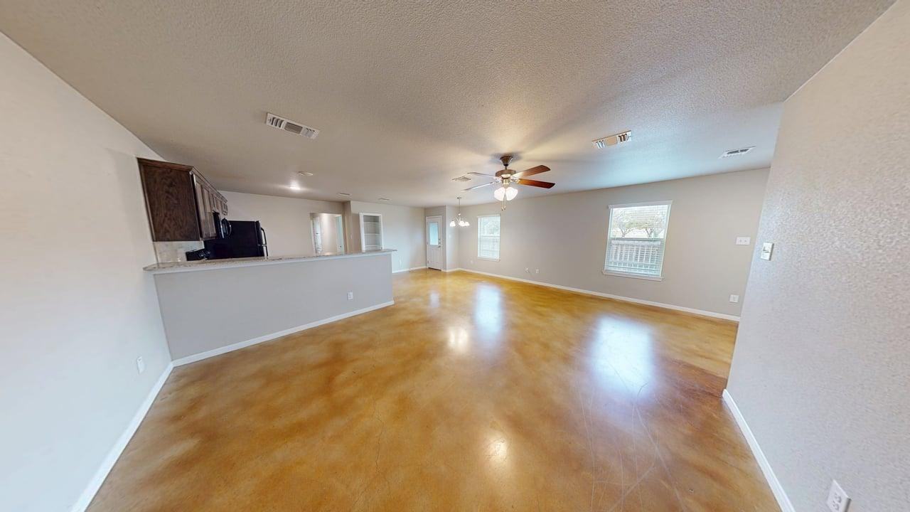 2200 Indian Trl #B - Photo 3 of 38