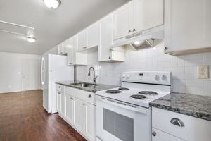 featured image of 969 Forest Avenue #G1