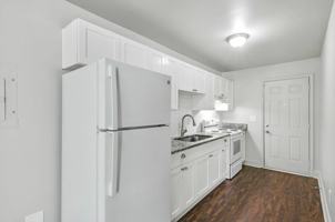 featured image of 969 Forest Avenue #G3