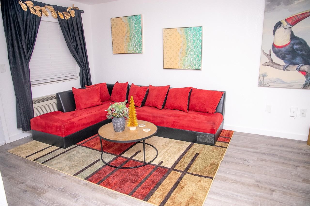 3333 Northwest 5th Avenue #A - Photo 3 of 8