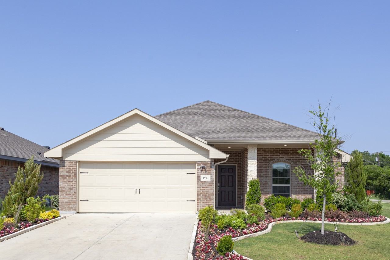 10504 Many Oaks Drive