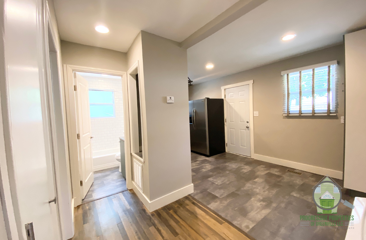 403 Glenn Road #1 - Photo 4 of 11