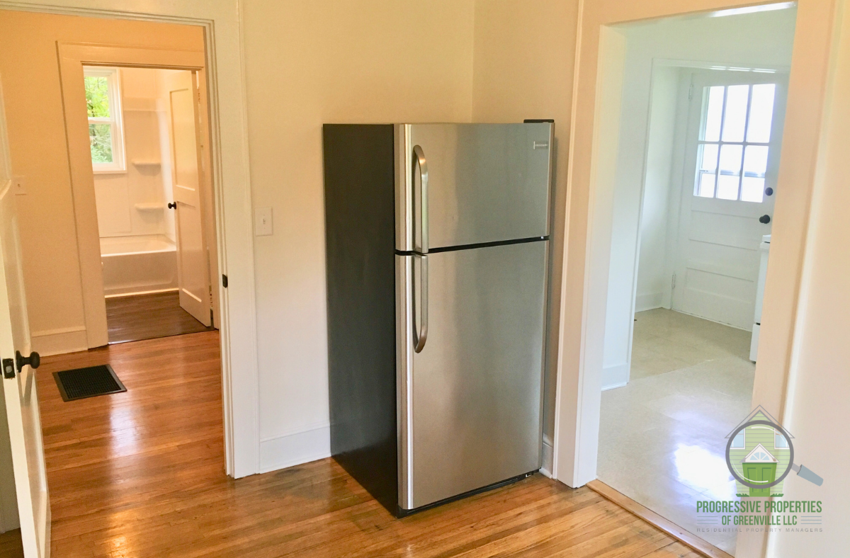 111 Crane Avenue #1 - Photo 5 of 14