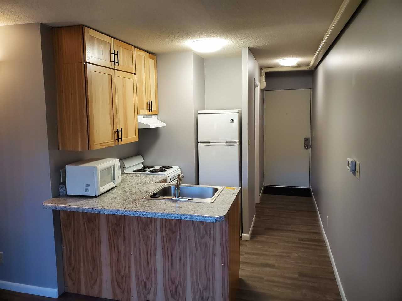 901 901 West Springfield AvenueBailey Apartments - Photo 3 of 10