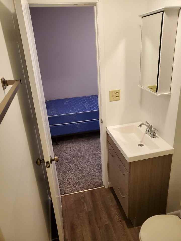 901 901 West Springfield AvenueBailey Apartments - Photo 5 of 10