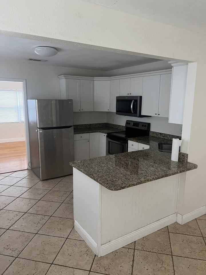 1685 21st Street North #1 - Photo 5 of 19