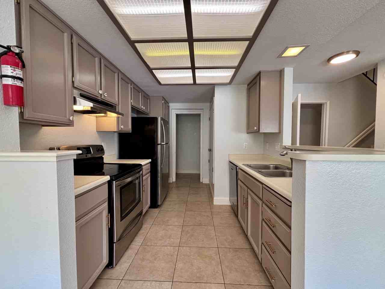 1002 1002 Devonwood - 1 #1 - Photo 7 of 21