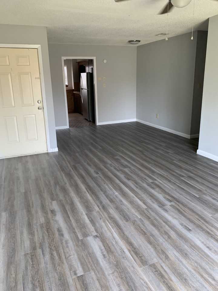 408 East Avenue D #13 - Photo 2 of 14