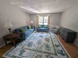 featured image of 3600 Chateau Dr #1