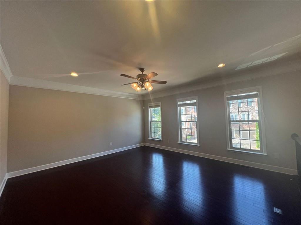 1654 Woodbridge Lane #1 - Photo 3 of 10