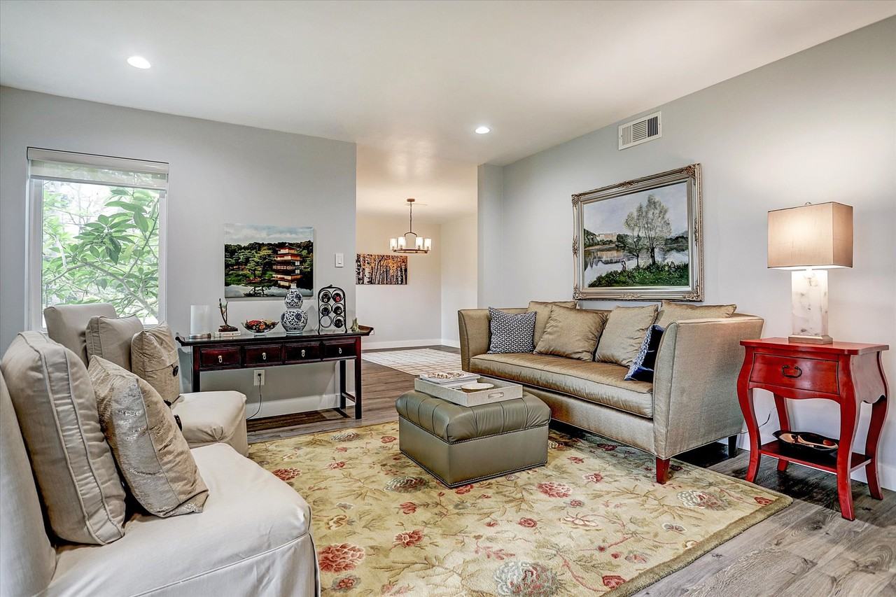 1101 Guinea Drive #1 - Photo 5 of 24