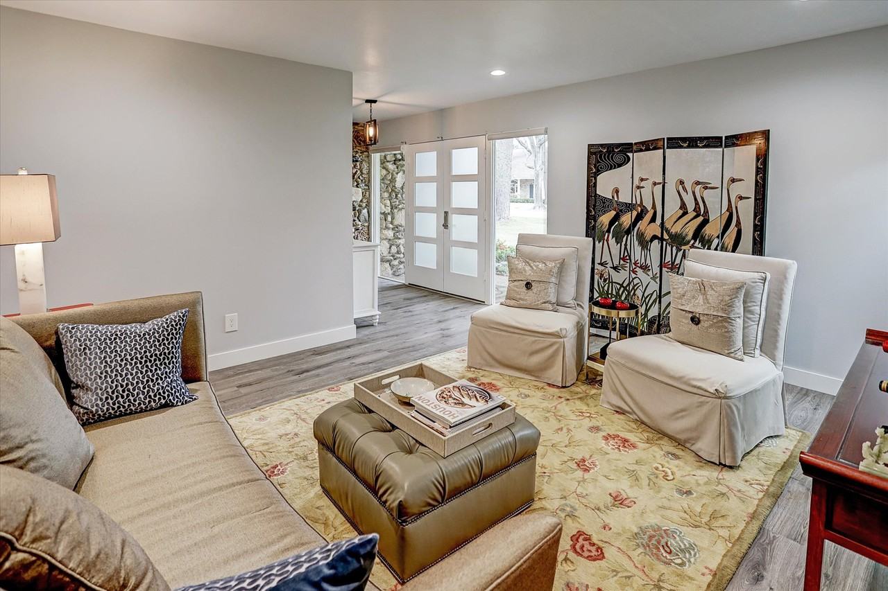 1101 Guinea Drive #1 - Photo 6 of 24