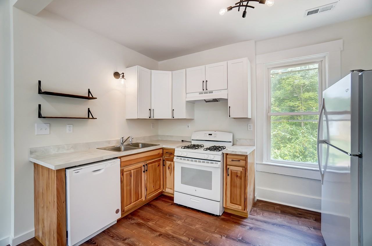 206 Washington St #206 - Photo 2 of 20