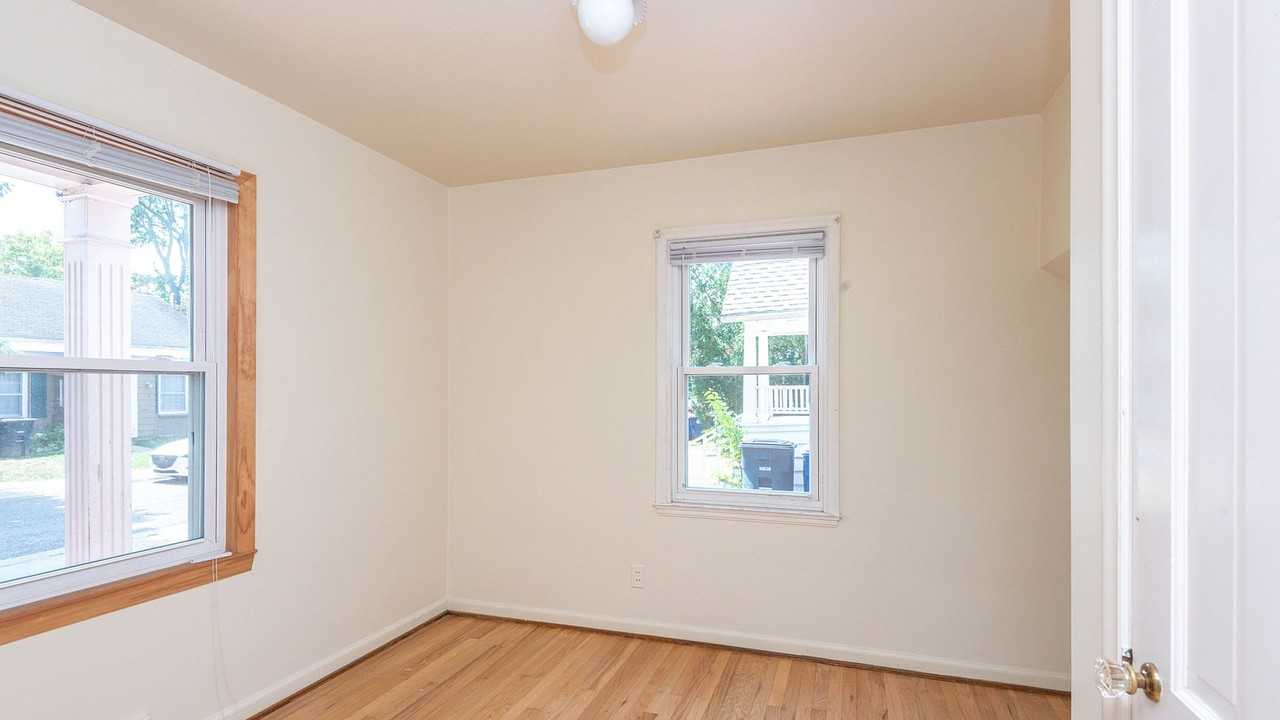 903 Sylvan Avenue #1 - Photo 7 of 45