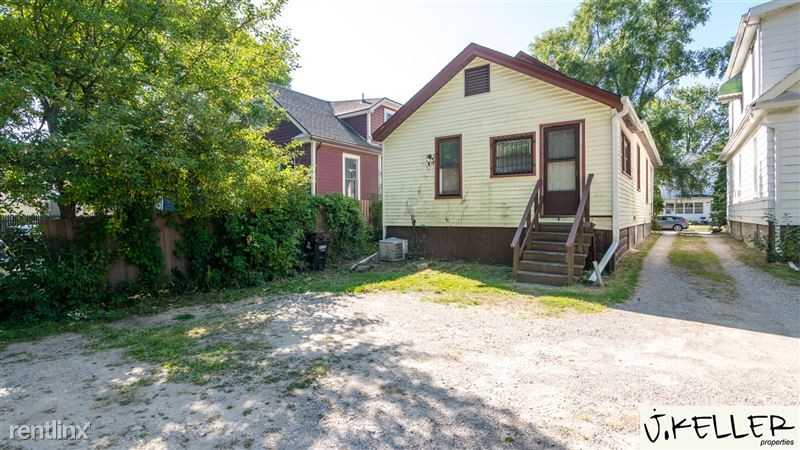 911 Woodlawn Avenue #1 - Photo 2 of 20