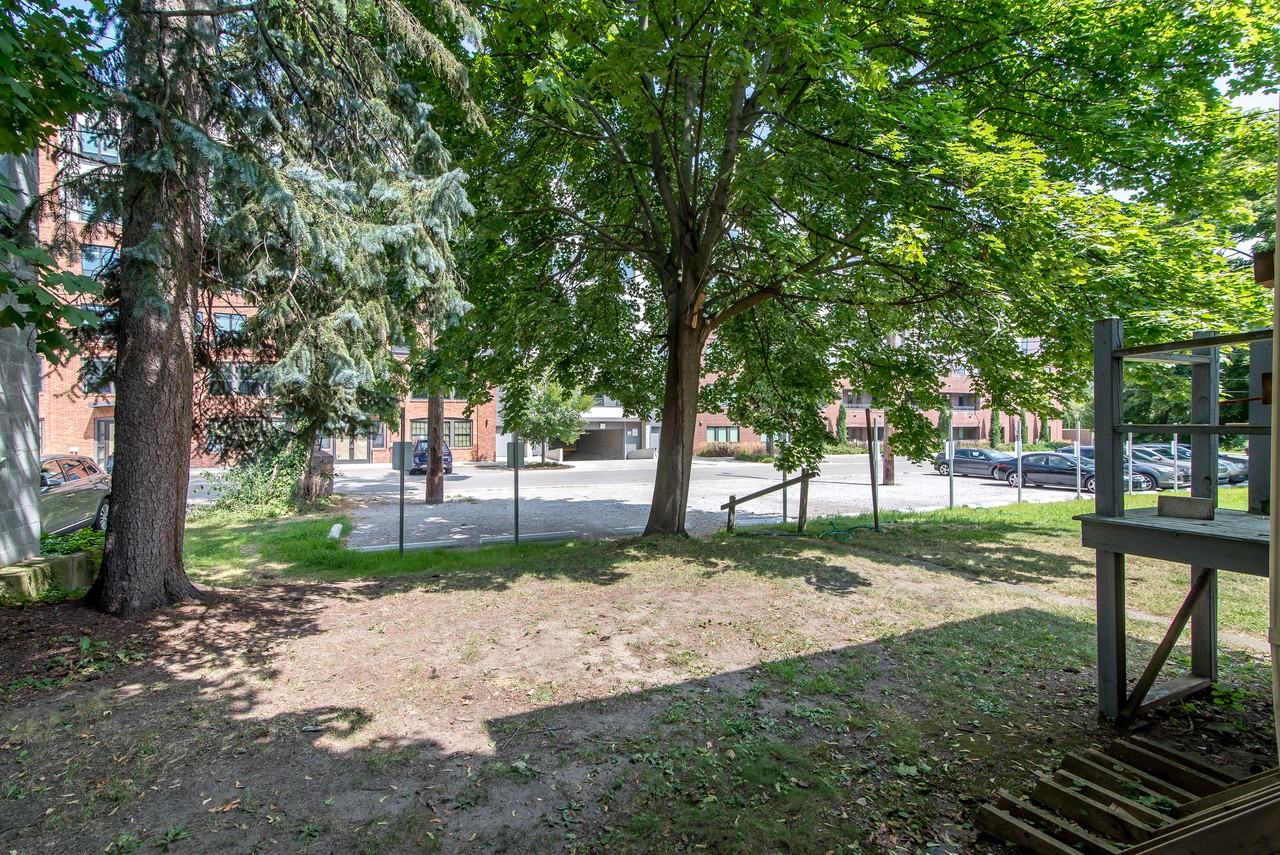 111 Adams Ave #1 - Photo 3 of 38