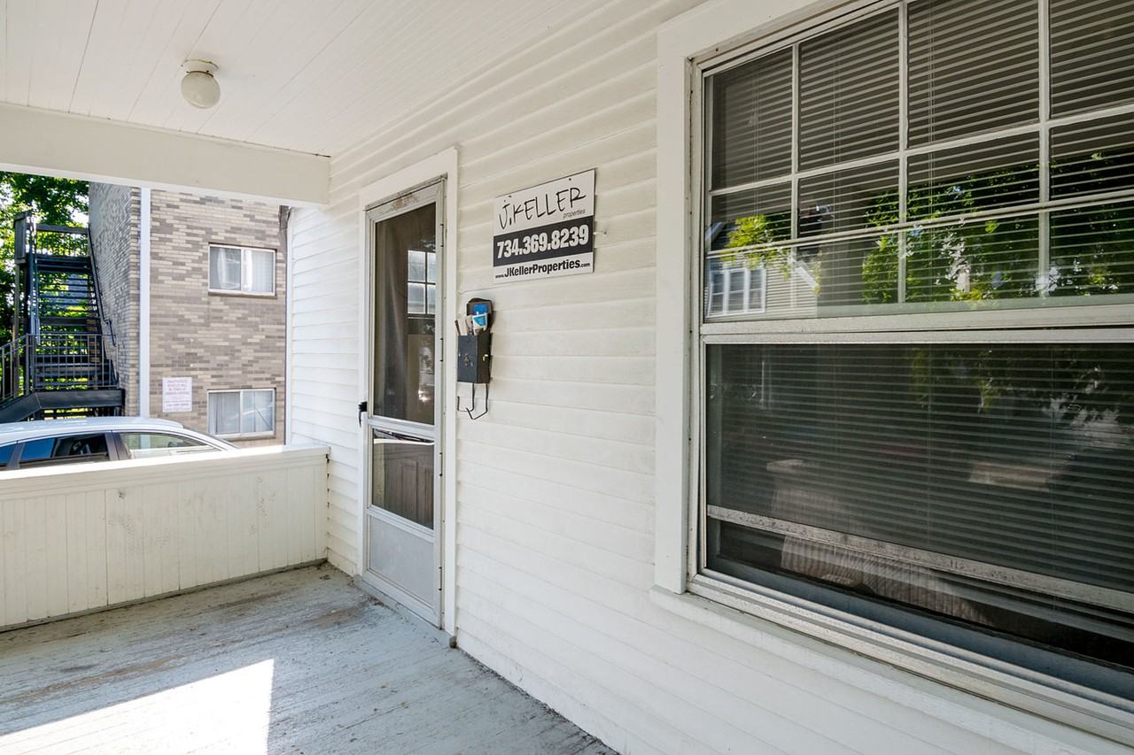 112 Adams Street #1 - Photo 4 of 36