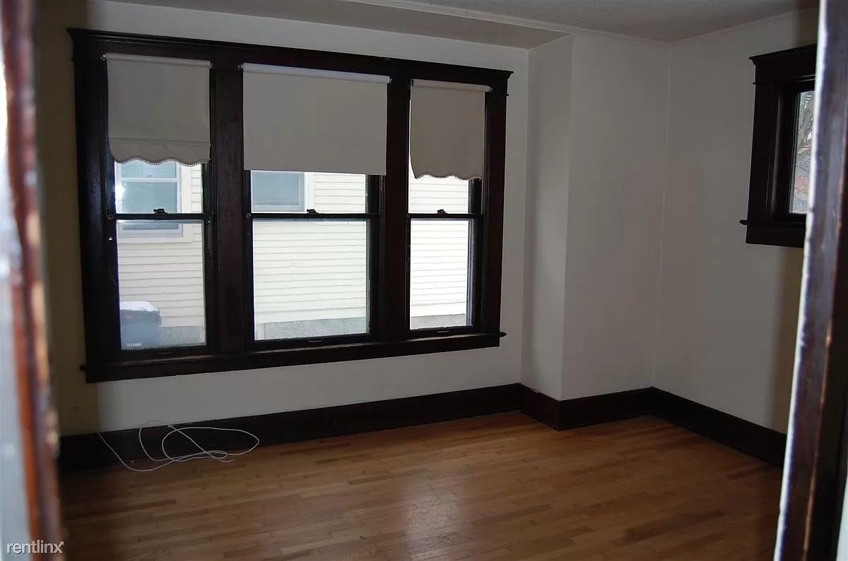 113 Adams Ave #1 - Photo 7 of 11
