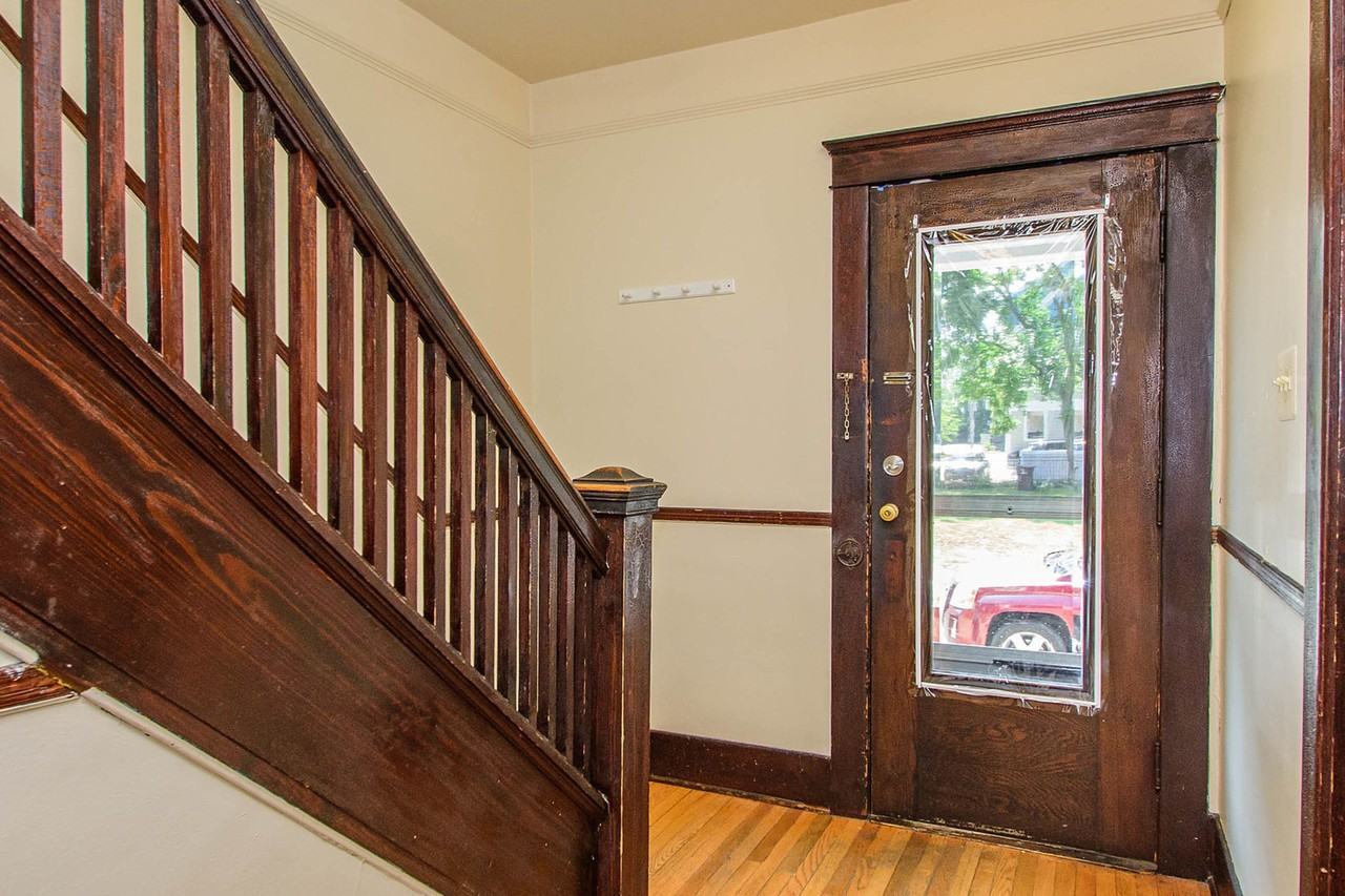 119 Adams Ave #1 - Photo 7 of 39