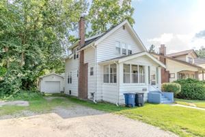 featured image of 1014 Woodlawn Avenue #1