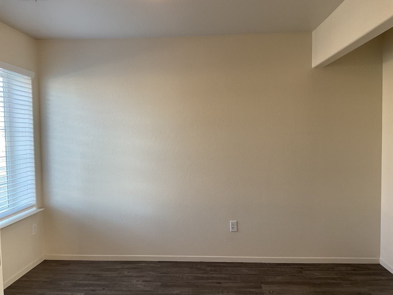 981 Geneva Dr #1 - Photo 5 of 15