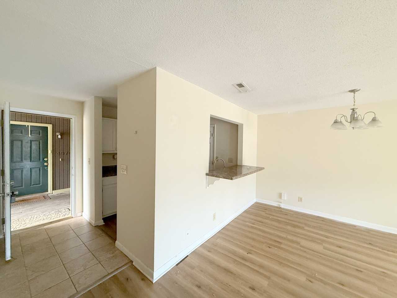 4975 Seven Pine Circle #1 - Photo 6 of 11