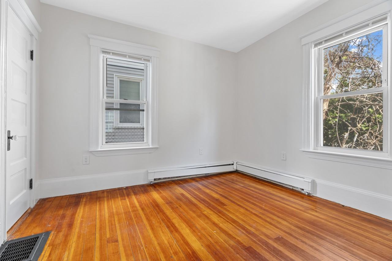 23 Park St #1 - Photo 6 of 19