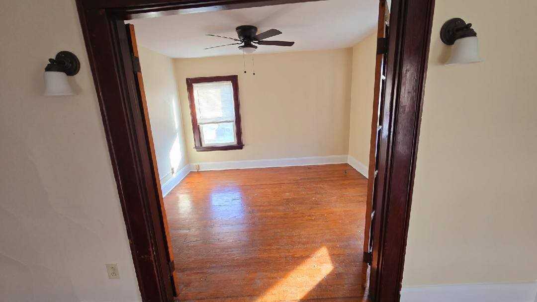 3306 Emerson St #3306 - Photo 7 of 9