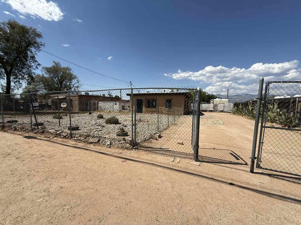 5709 East 26th Street #1 - Photo 3 of 22