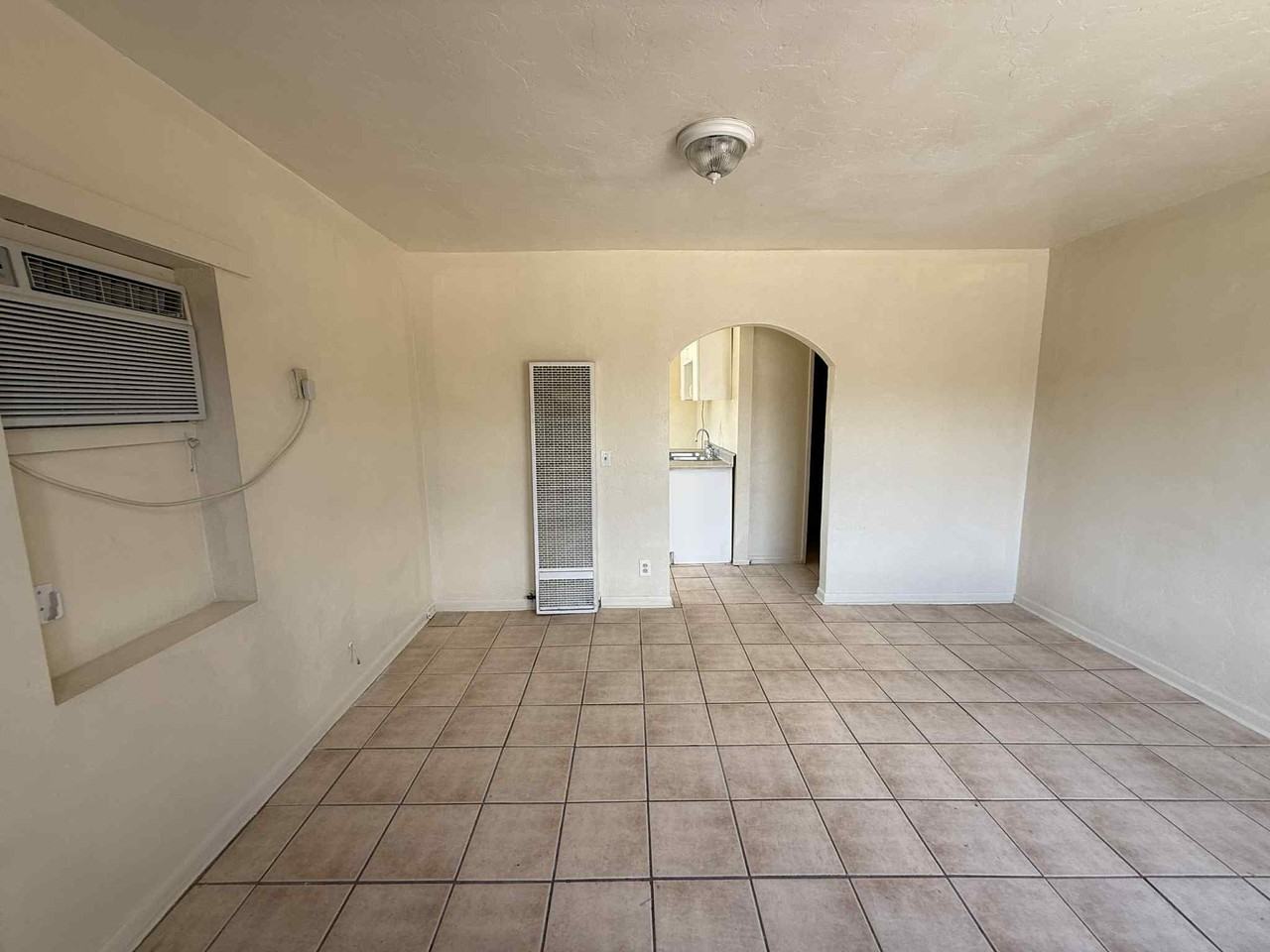 5709 East 26th Street #1 - Photo 6 of 22