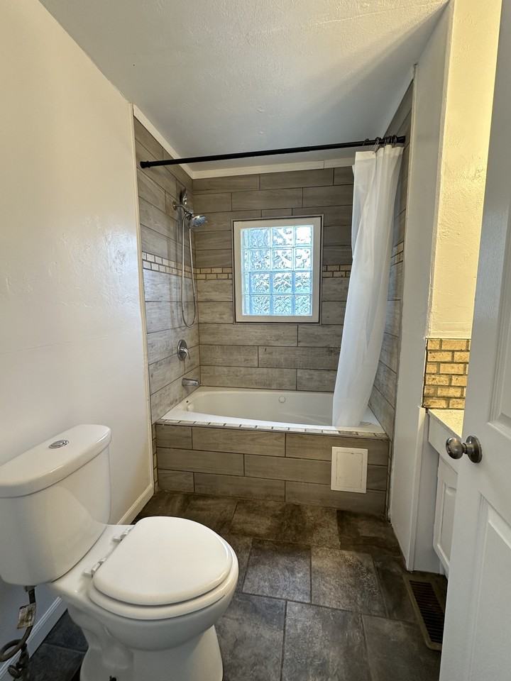 1508 Midway Drive #1 - Photo 4 of 19