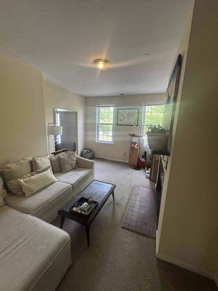 1521 Pennsylvania Avenue Southeast #1 - Photo 7 of 43