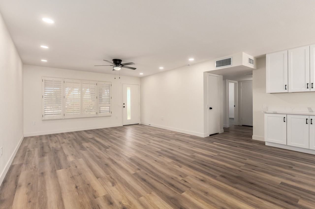 17615 North Whispering Oaks Drive #1 - Photo 7 of 28