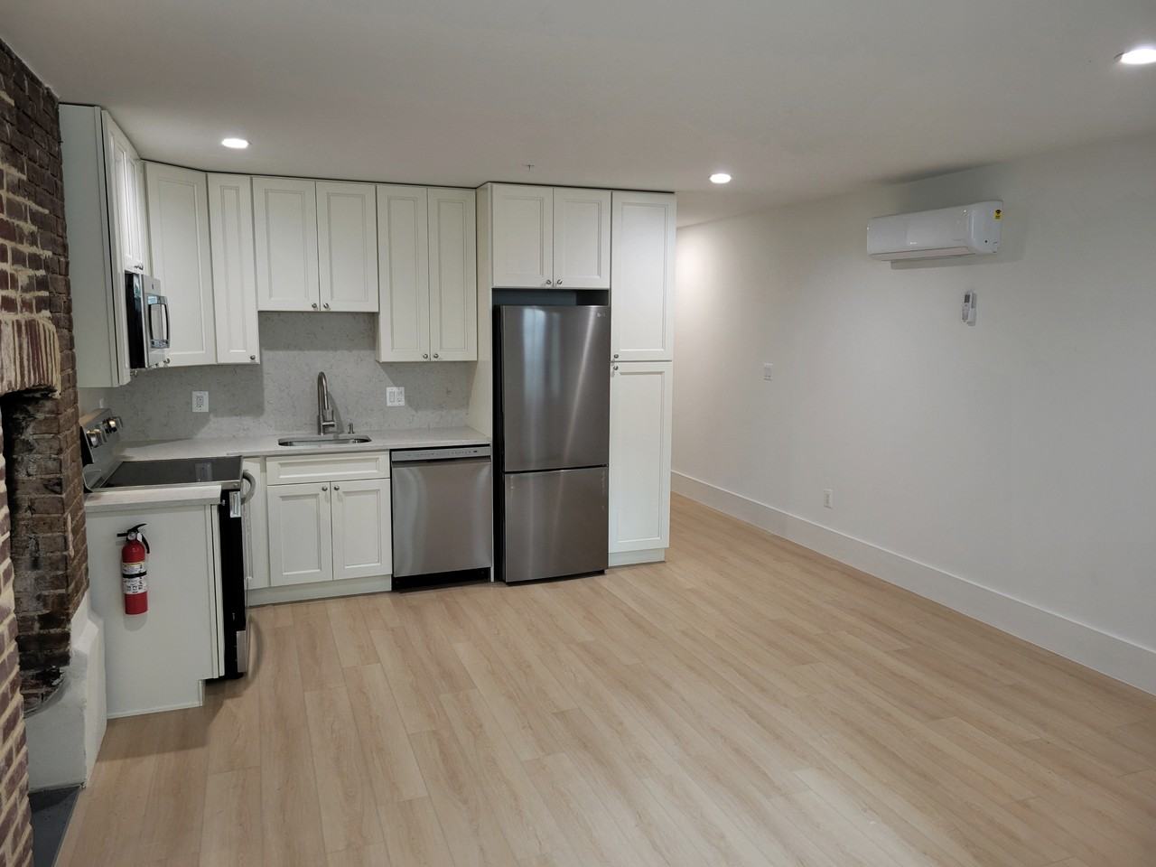 1634 3rd Street Northwest #B - Photo 7 of 31