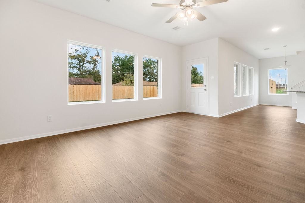 408 Magnolia Ln #408 - Photo 7 of 37