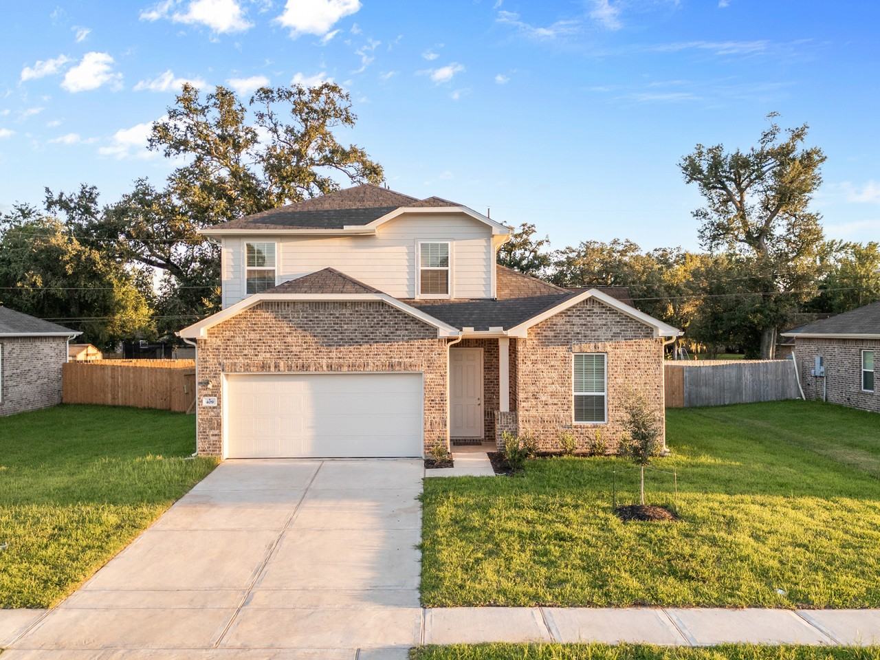 403 Magnolia Ln #403 - Photo 2 of 38