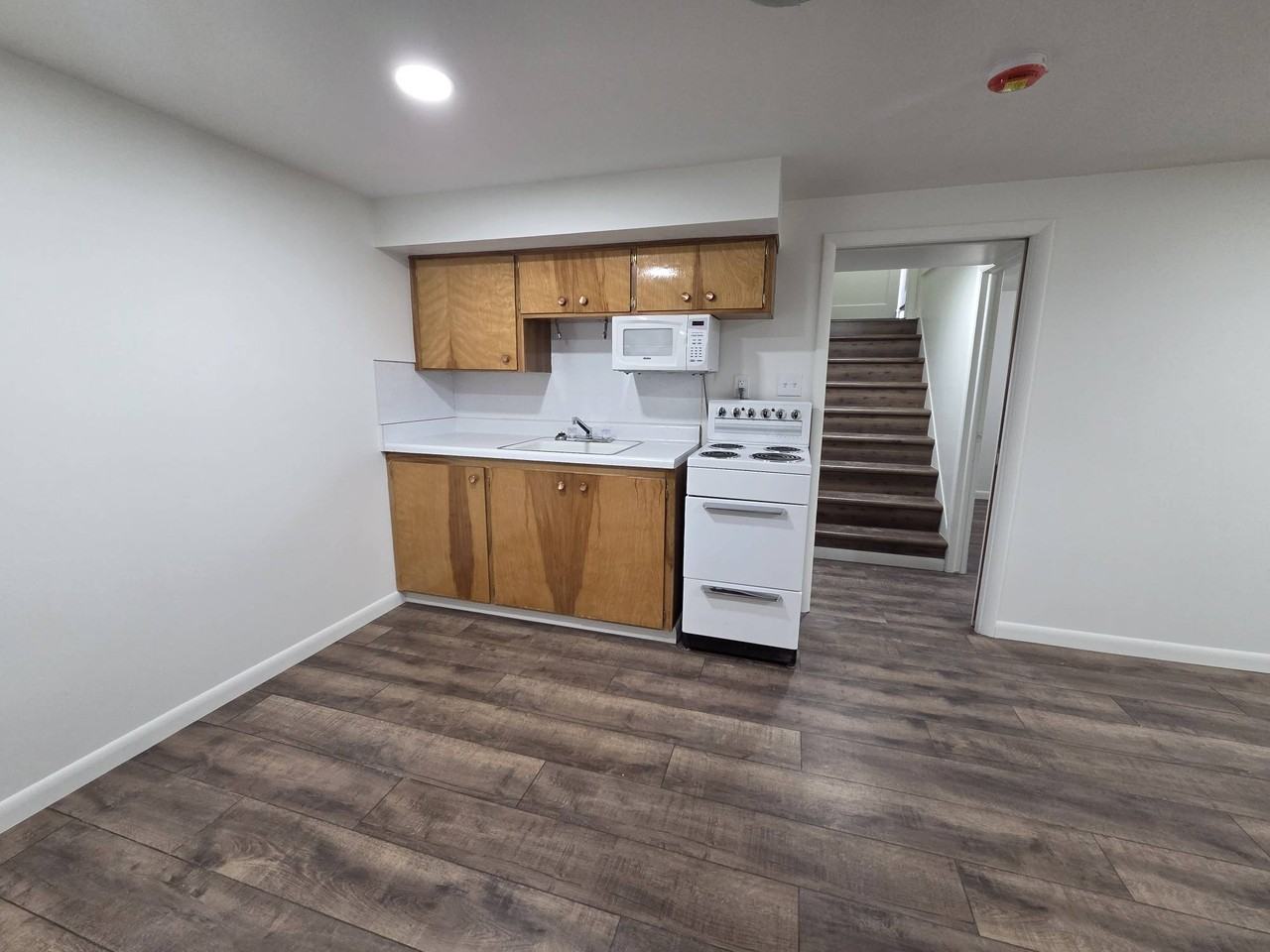 540 Sunset Ave #1 - Photo 2 of 27