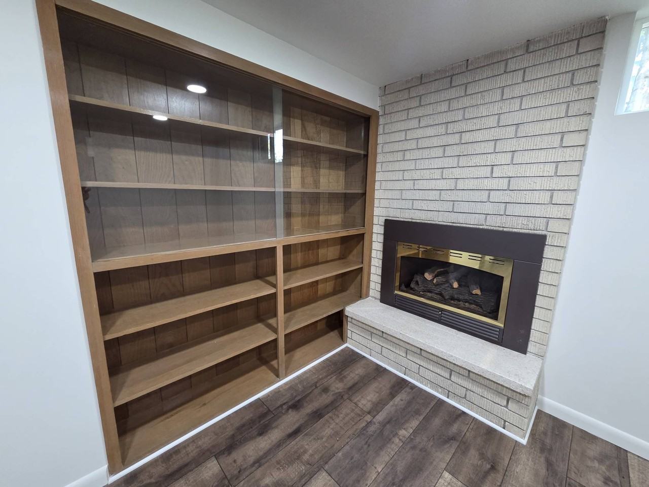 540 Sunset Ave #1 - Photo 4 of 27