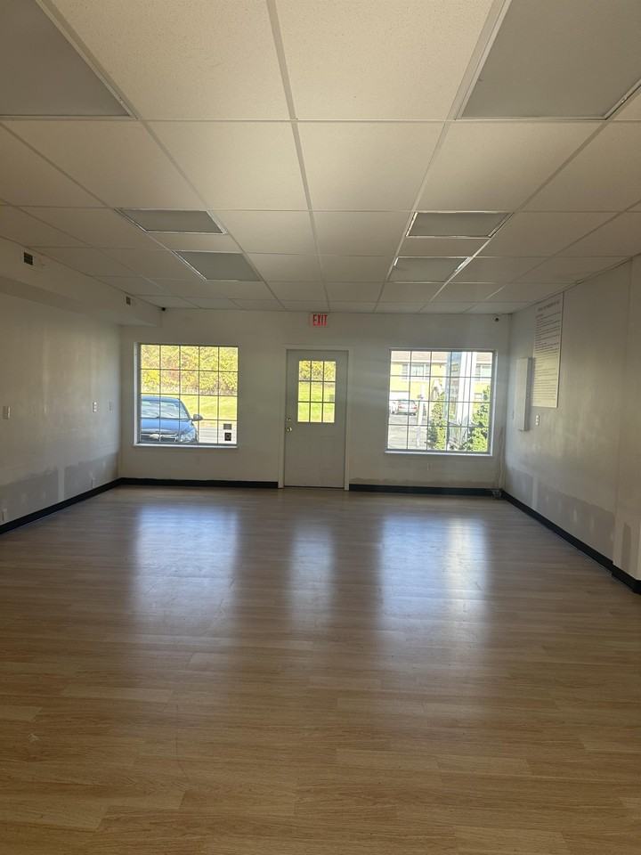 3356 E Main St #1-1 - Photo 2 of 2