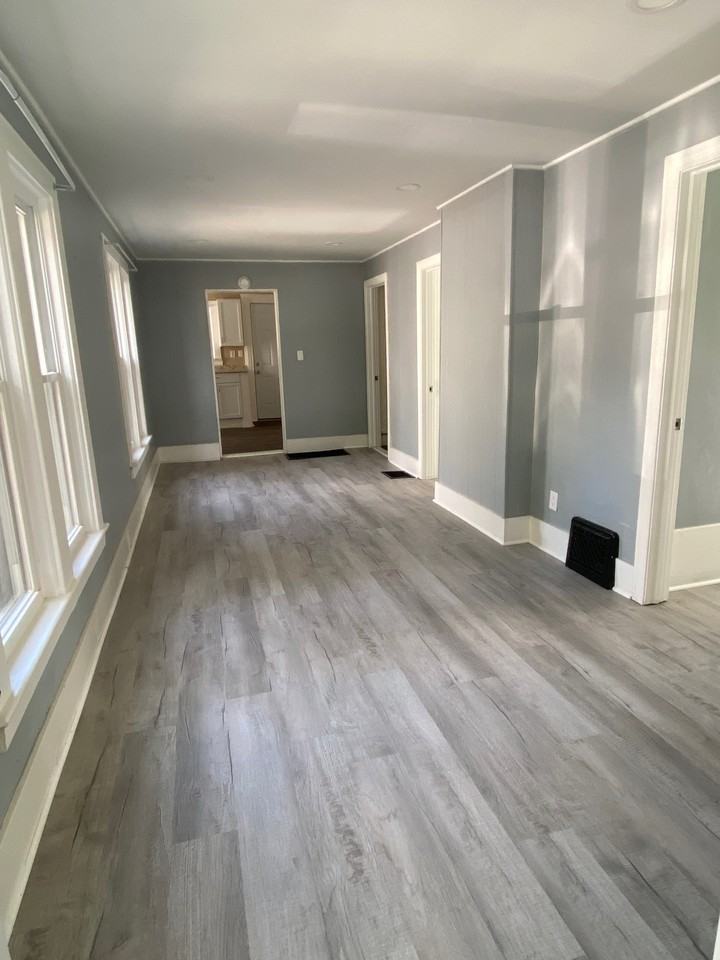 1109 Greenwood Avenue #1109 - Photo 2 of 10