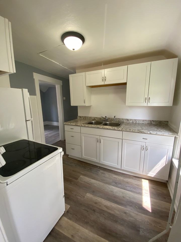 1111 Greenwood Avenue #1111 - Photo 3 of 10