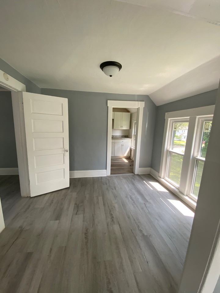 1111 Greenwood Avenue #1111 - Photo 4 of 10